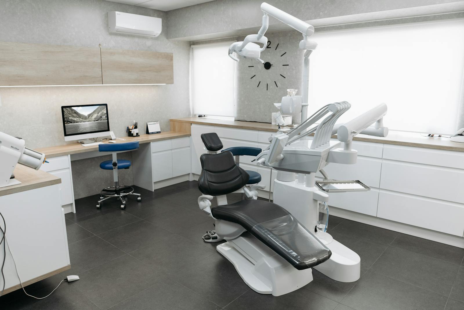 Scared of Gum Surgery? How Laser Treatment Is Changing the Experience